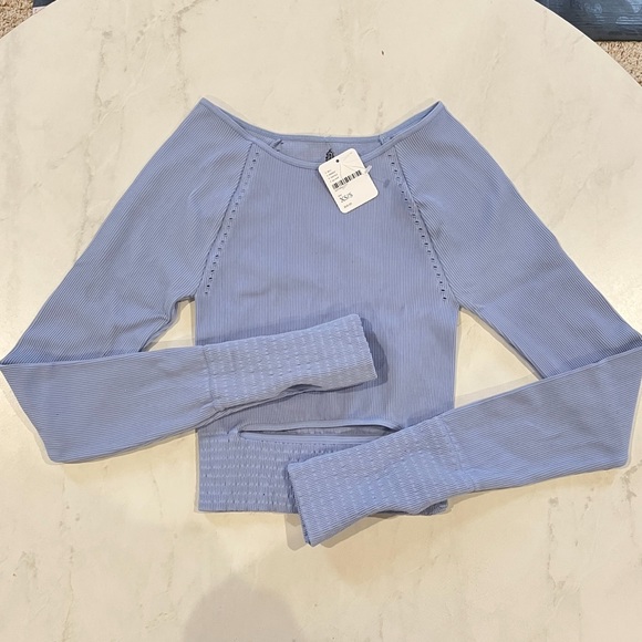 NWT free people movement cut it out long sleeve crop top - Picture 8 of 9